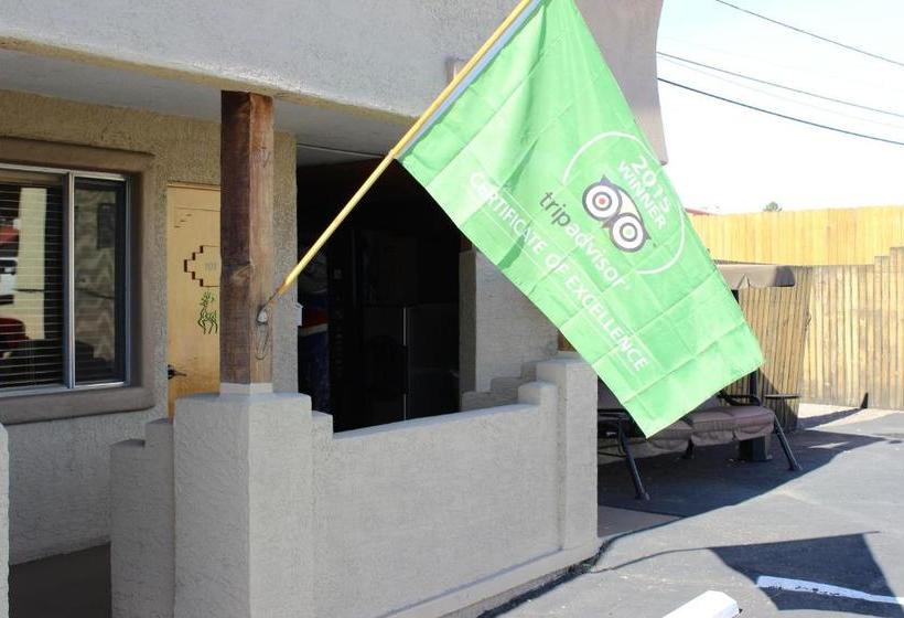 فندق على الطريق Fort Verde Suites