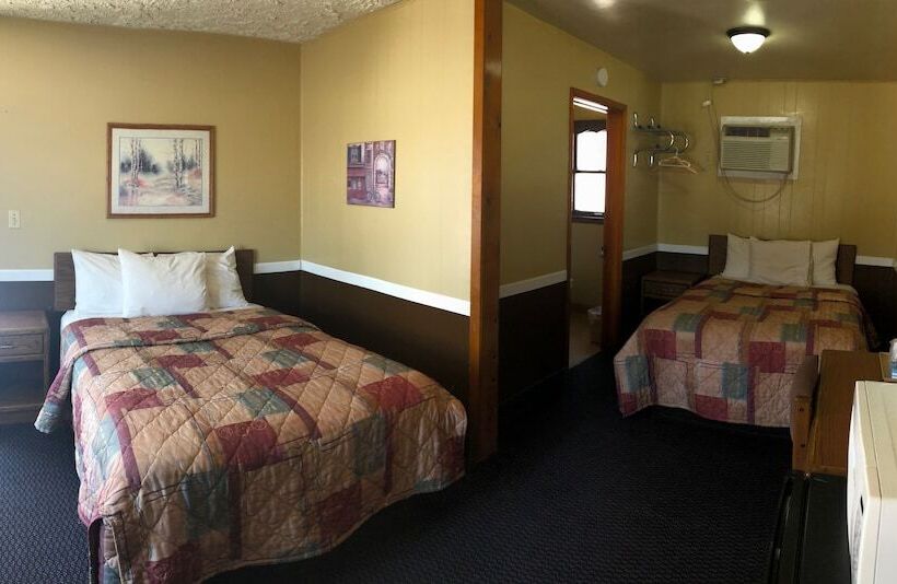 فندق على الطريق Geneva Inn