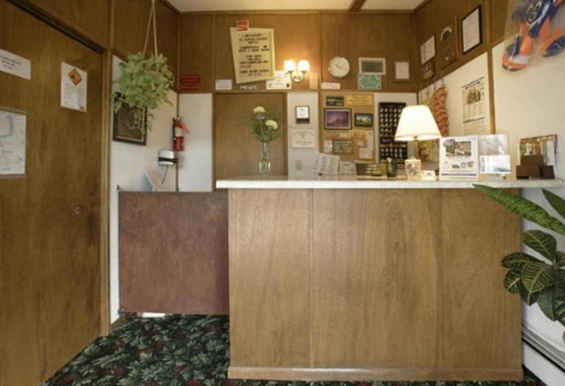 فندق على الطريق Gopher Prairie Inn