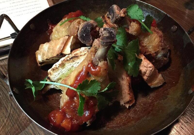 מוטל Short Stories