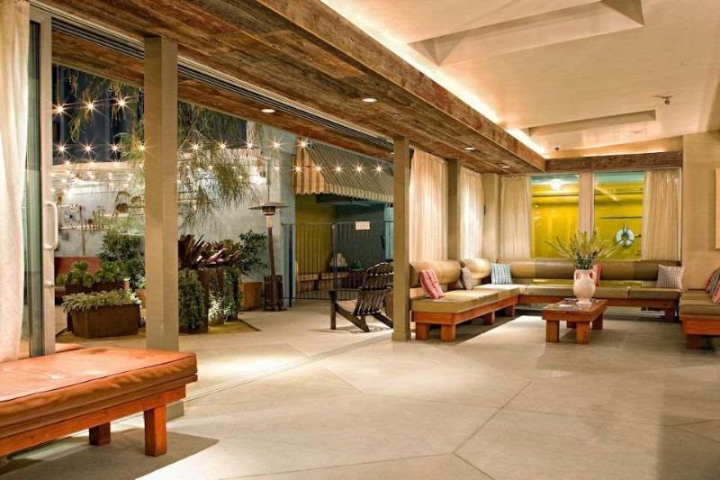 مُتل Short Stories