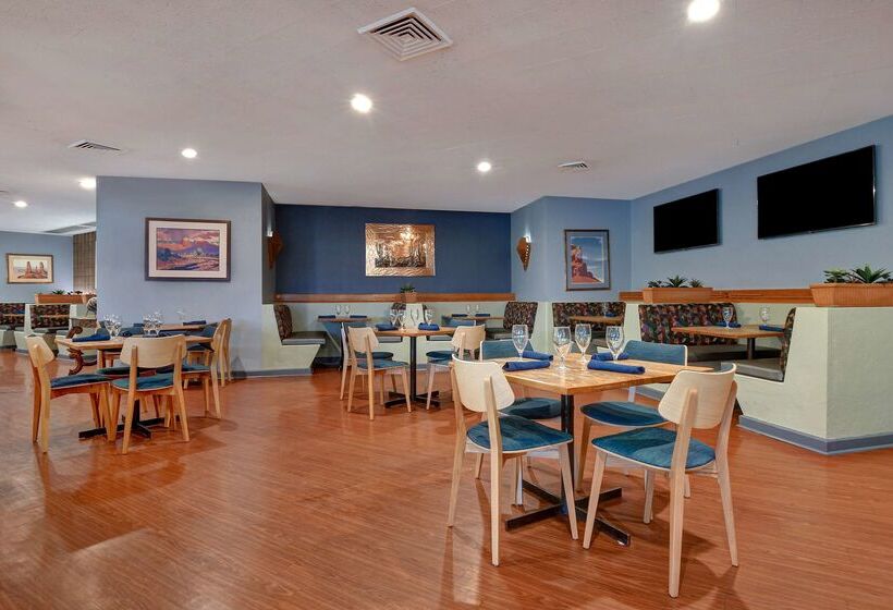 منتجع Doubletree By Hilton Phoenix  Tempe