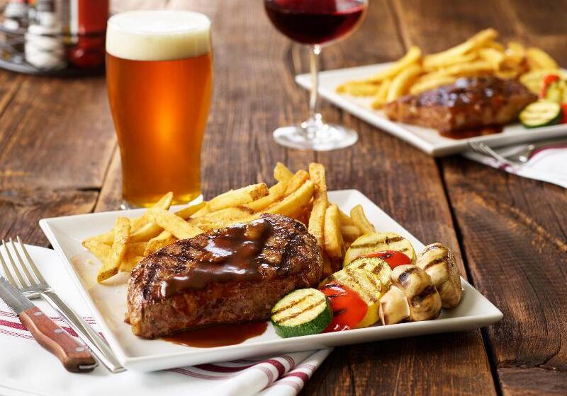 אתר נופש Holiday Inn Grand Haven Spring Lake, An Ihg