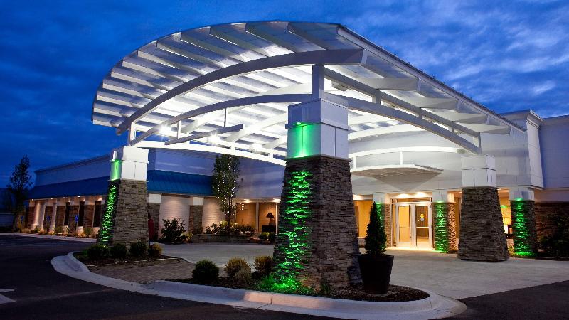 אתר נופש Holiday Inn Grand Haven Spring Lake, An Ihg