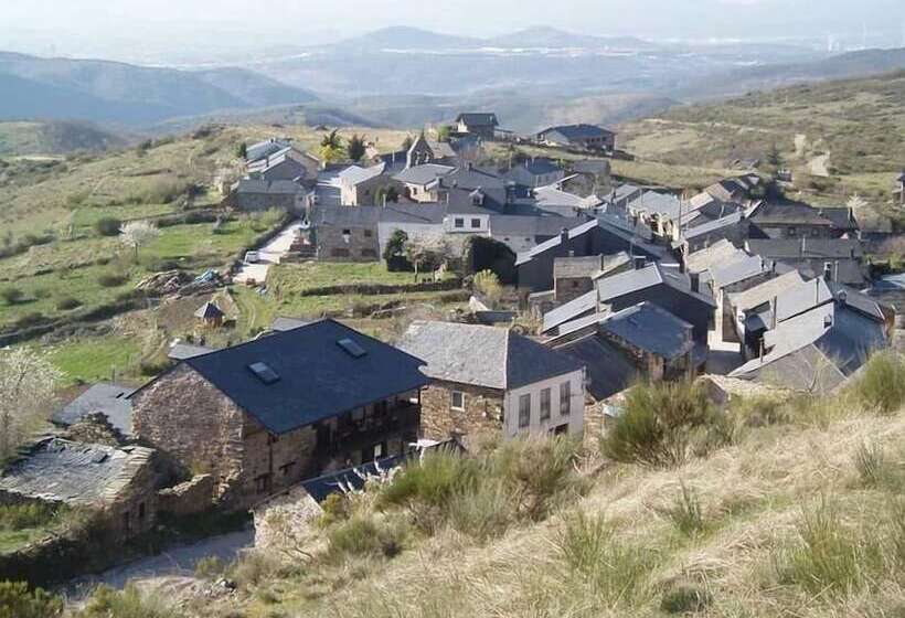 Hostal Rural La Casa Del Peregrino
