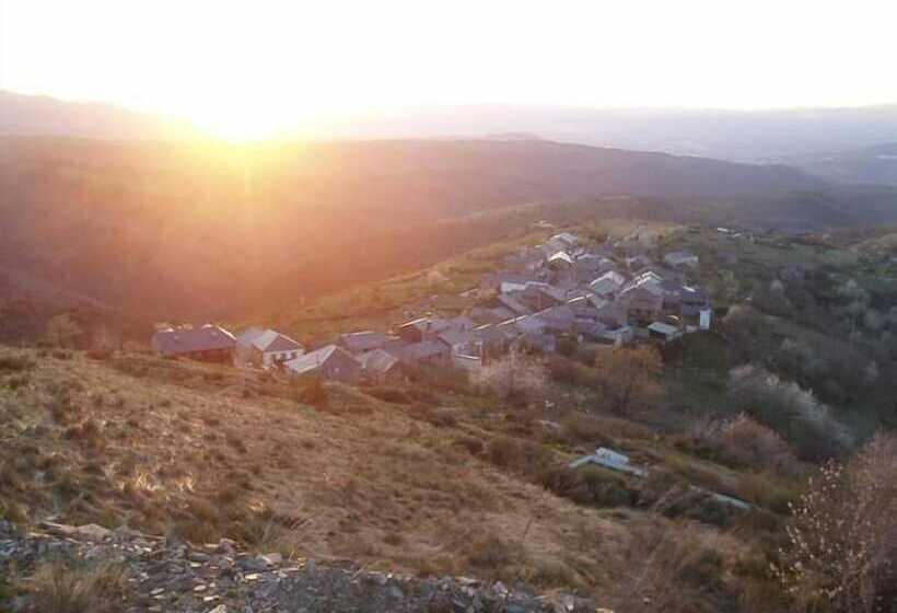 Hostal Rural La Casa Del Peregrino