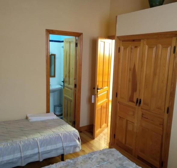 ペンション Hostal Camino Del Cid