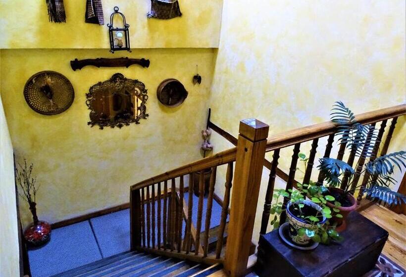 ペンション Hostal Camino Del Cid