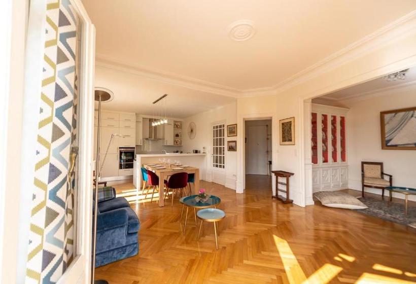 L Annexe Du Château