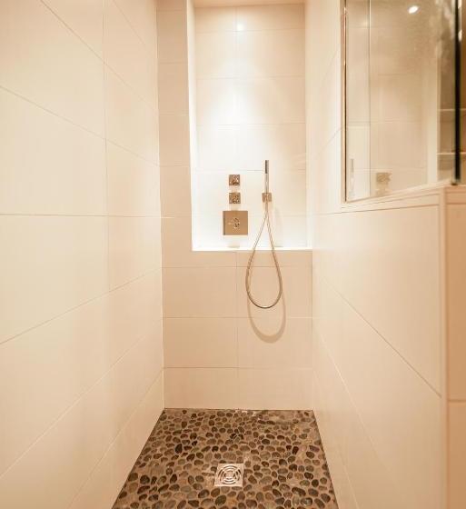 L Annexe Du Château