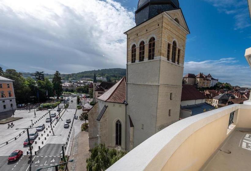 L Annexe Du Château