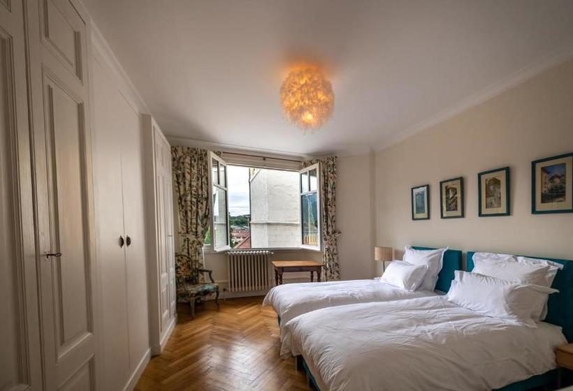 L Annexe Du Château