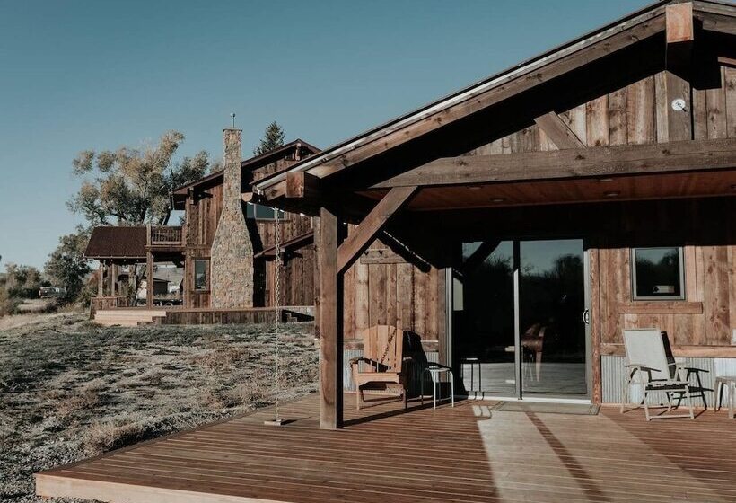 Beaverhead Resort