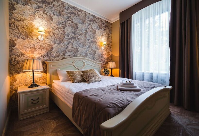 تختخواب و صبحانه Boutique Hotel Renaissance