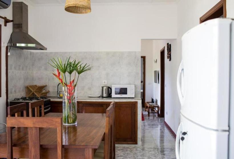 Bed and Breakfast Praia Accommodation