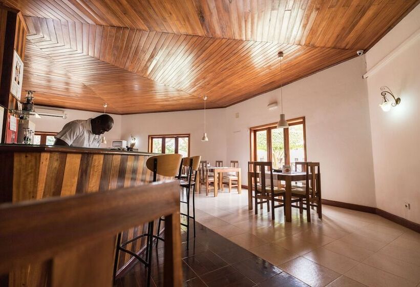 Bed and Breakfast Praia Accommodation