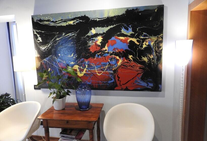 فندق فئة نجمة واحدة Albergo Centrale