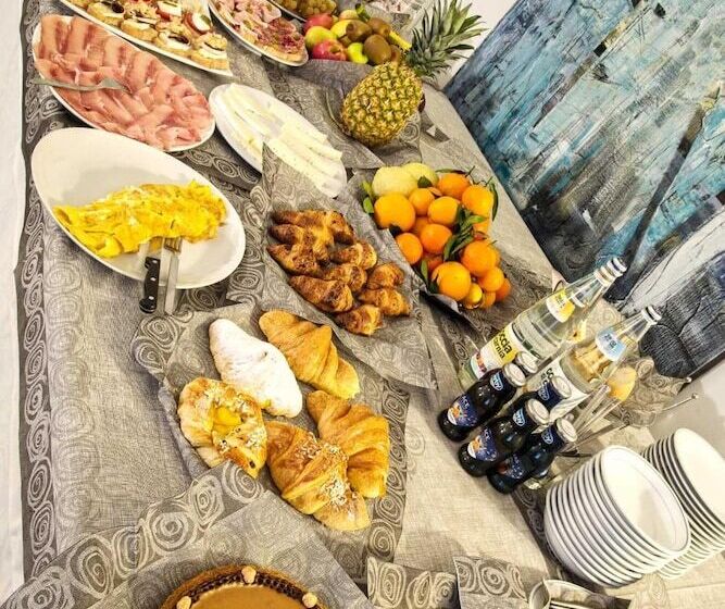 فندق فئة نجمة واحدة Albergo Centrale