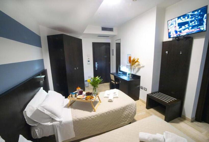 Отель Albergo Cantiani