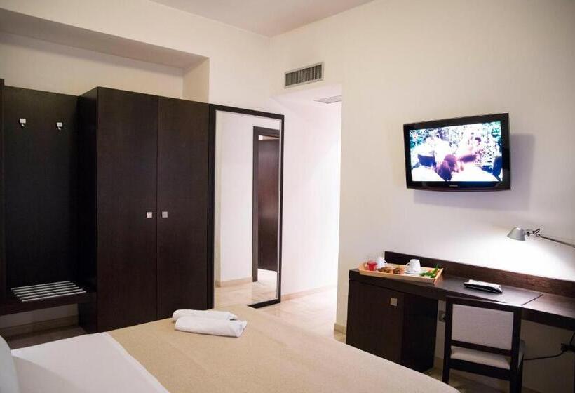 Отель Albergo Cantiani