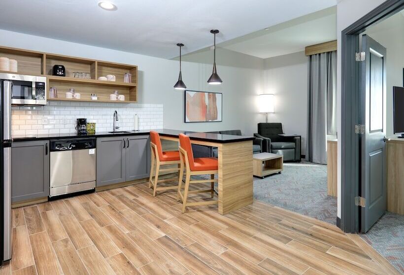 Отель Candlewood Suites Dfw West Hurst, An Ihg
