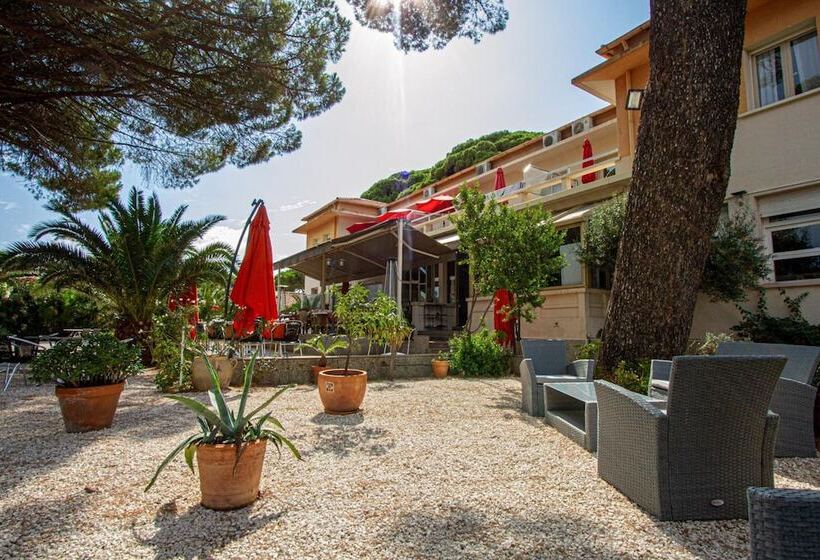 ホテル Le Ceinturon