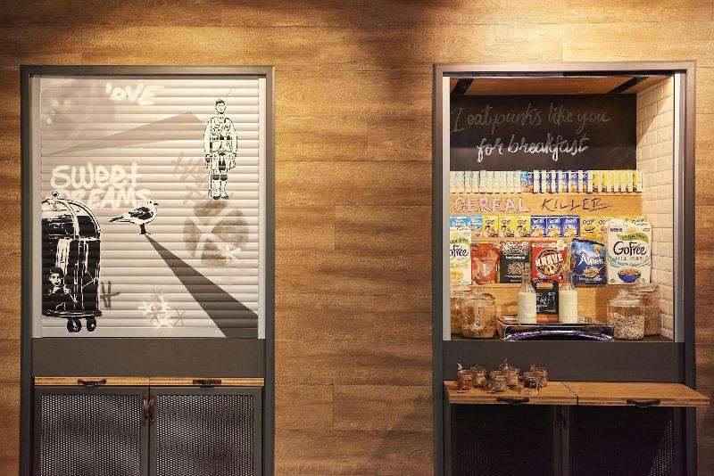 호텔 Moxy Southampton