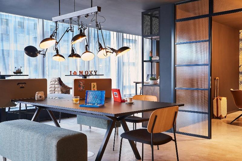 호텔 Moxy Southampton