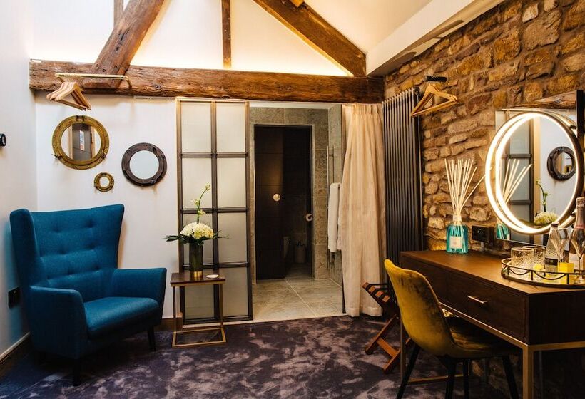 酒店 Quite Simply French