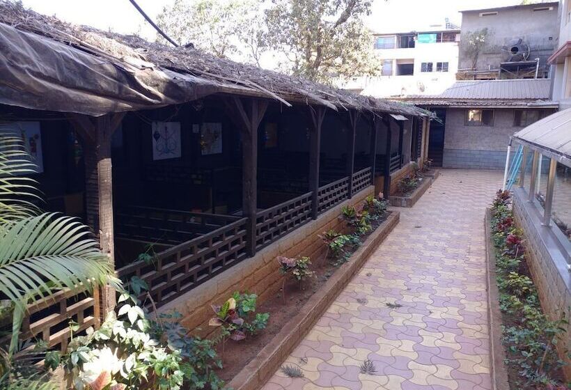 בית מלון כפרי Rahil Plaza