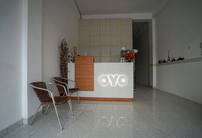 酒店 Reddoorz Near Sultan Mahmud Badaruddin Airport