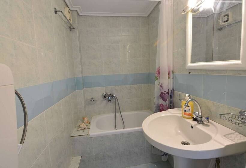 Mara S Apartments