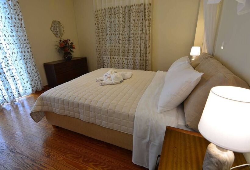 Mara S Apartments