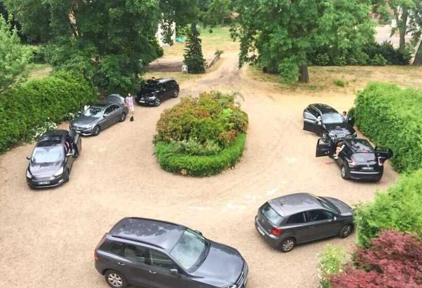 פנסיון Schloss Dretzel