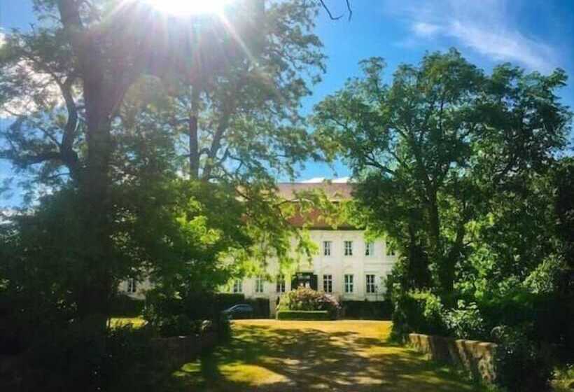 פנסיון Schloss Dretzel