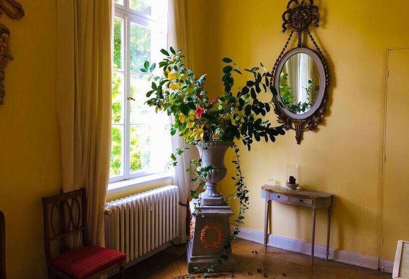 פנסיון Schloss Dretzel