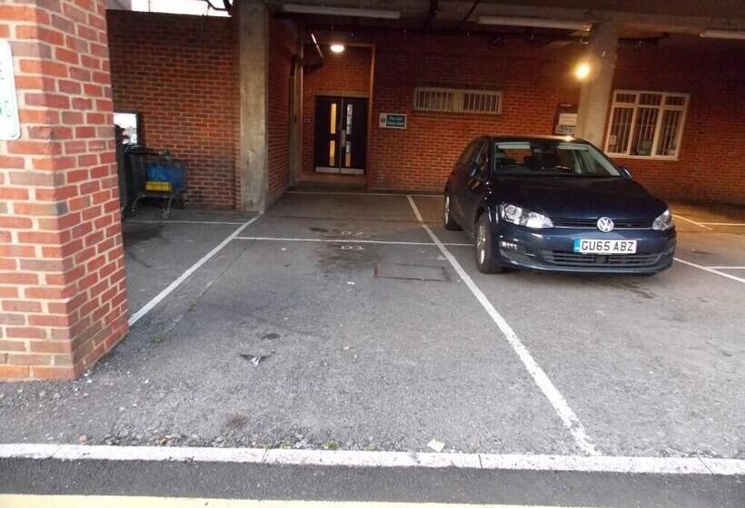 Penthouse Basingstoke