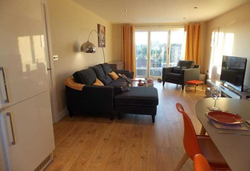 Penthouse   Basingstoke