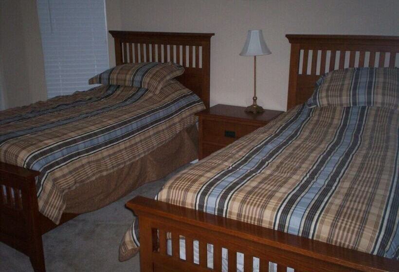 R1 Westhaven 4 Bed / 3 Bath