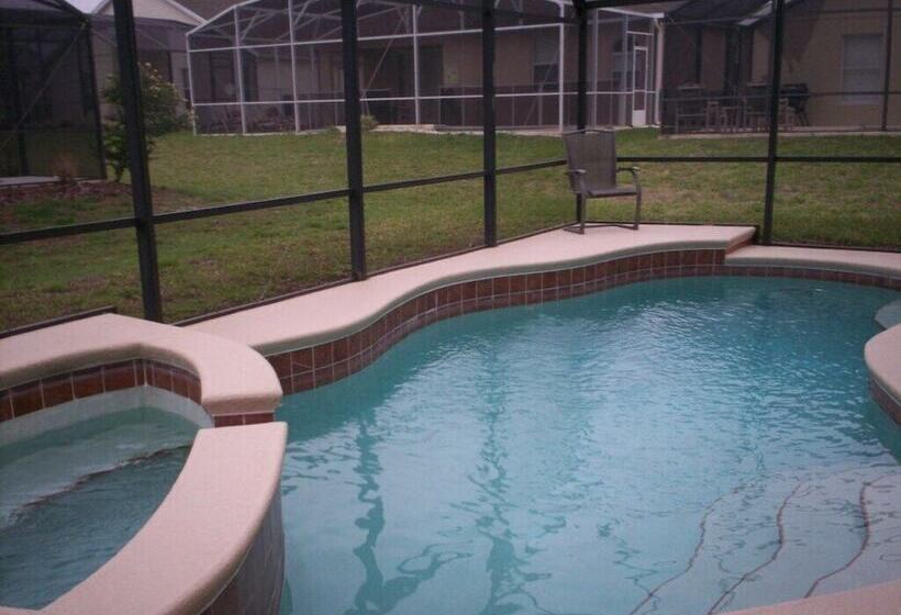 R1 Westhaven 4 Bed / 3 Bath