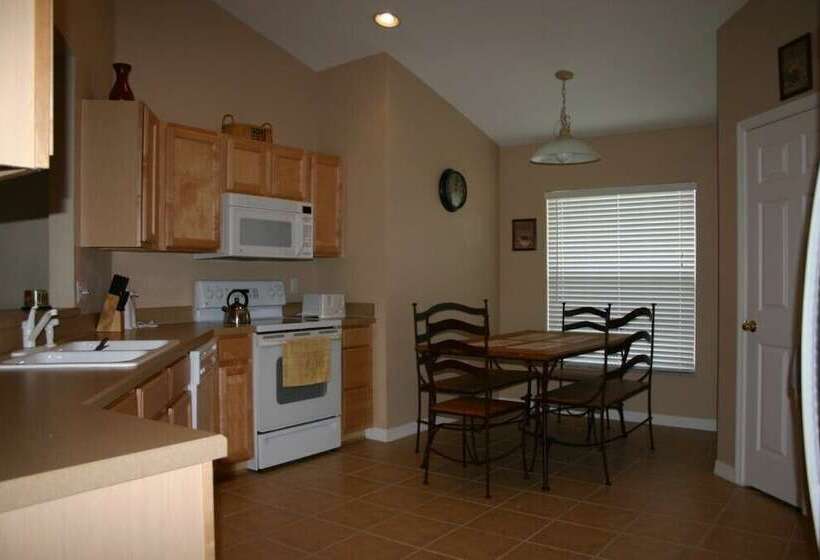 R1 Westhaven 4 Bed / 3 Bath