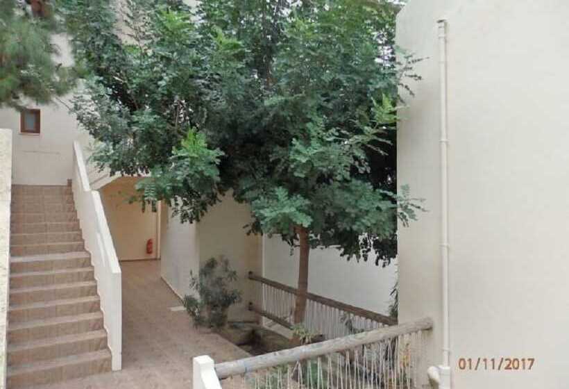 Ravdoucha Beach Studios