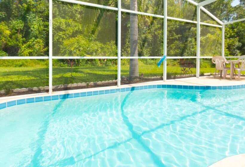 Sunshine, Love, And Happiness In A Home Thats Cute As A Button   3bd 2552