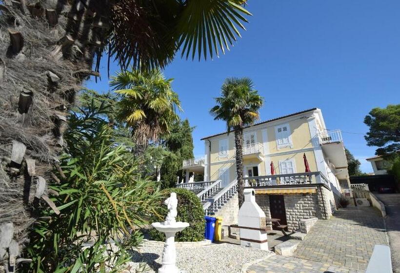 Apartments Margarita