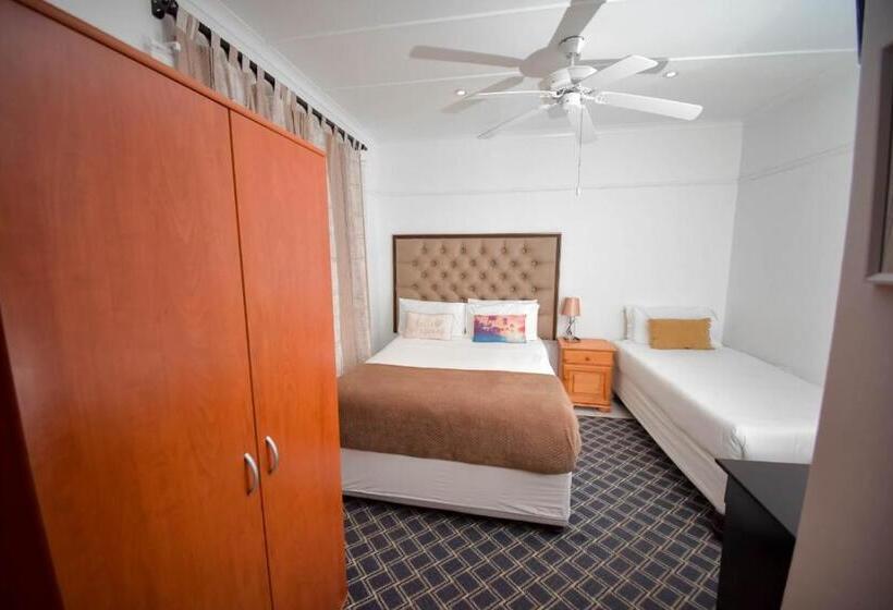 تختخواب و صبحانه Kwazi Guest House