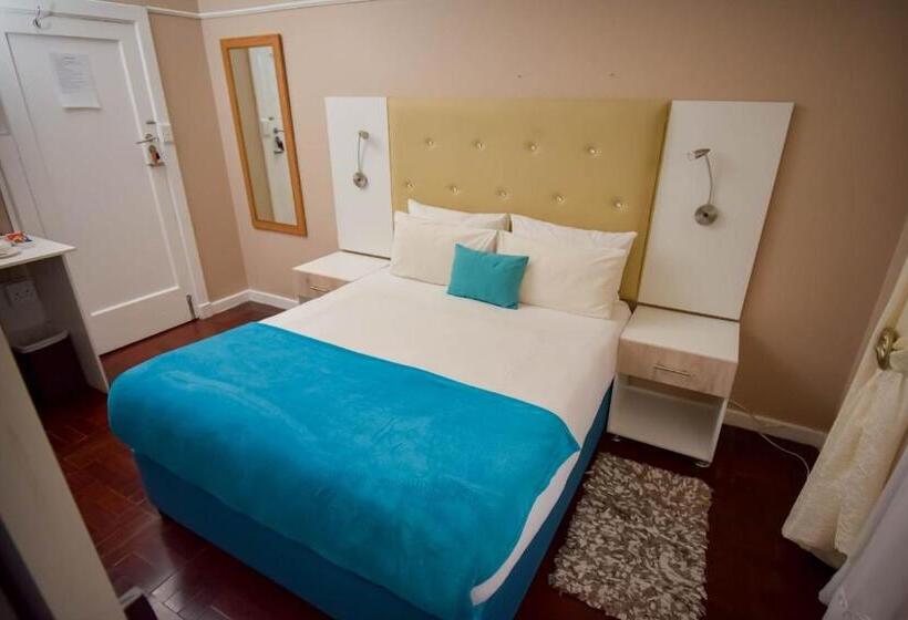 تختخواب و صبحانه Kwazi Guest House