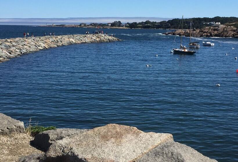 مبيت وإفطار The Hydrangea Inn