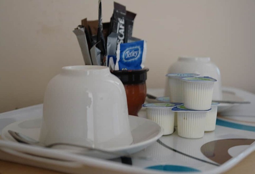 住宿加早餐  The Moon And Sixpence