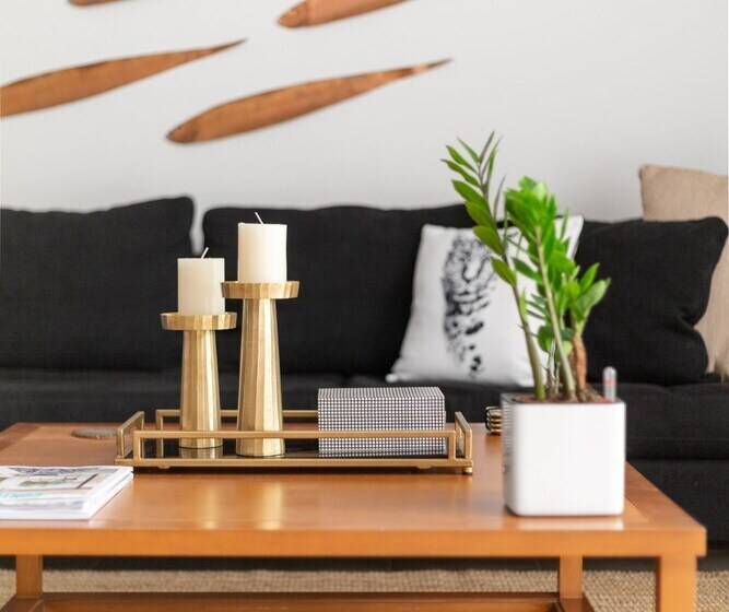 Fresh Detailed Stylish Apartment At Acropolis