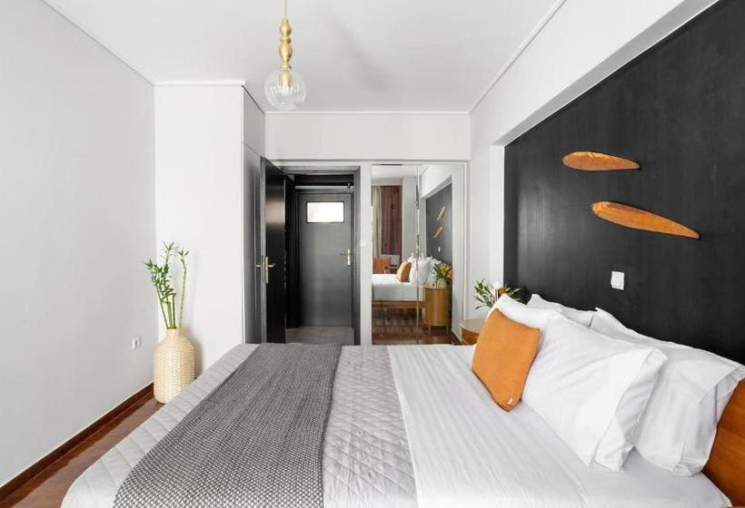 Fresh Detailed Stylish Apartment At Acropolis